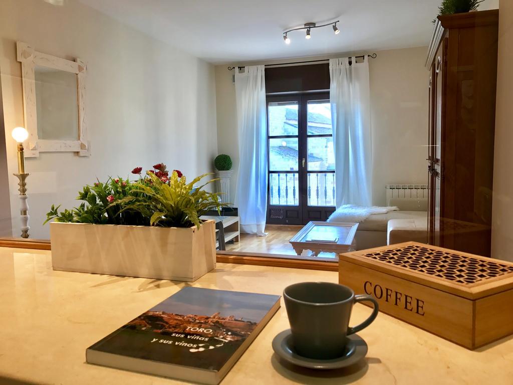 Apartamento Plaza Mayor Διαμέρισμα Θαμόρα Εξωτερικό φωτογραφία