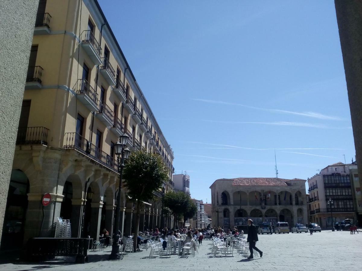 Apartamento Plaza Mayor Διαμέρισμα Θαμόρα Εξωτερικό φωτογραφία